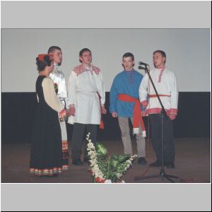 am01-16-04-folklor.tif